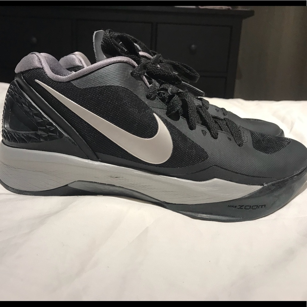 Nike hyperspike volleyball/basketball shoes